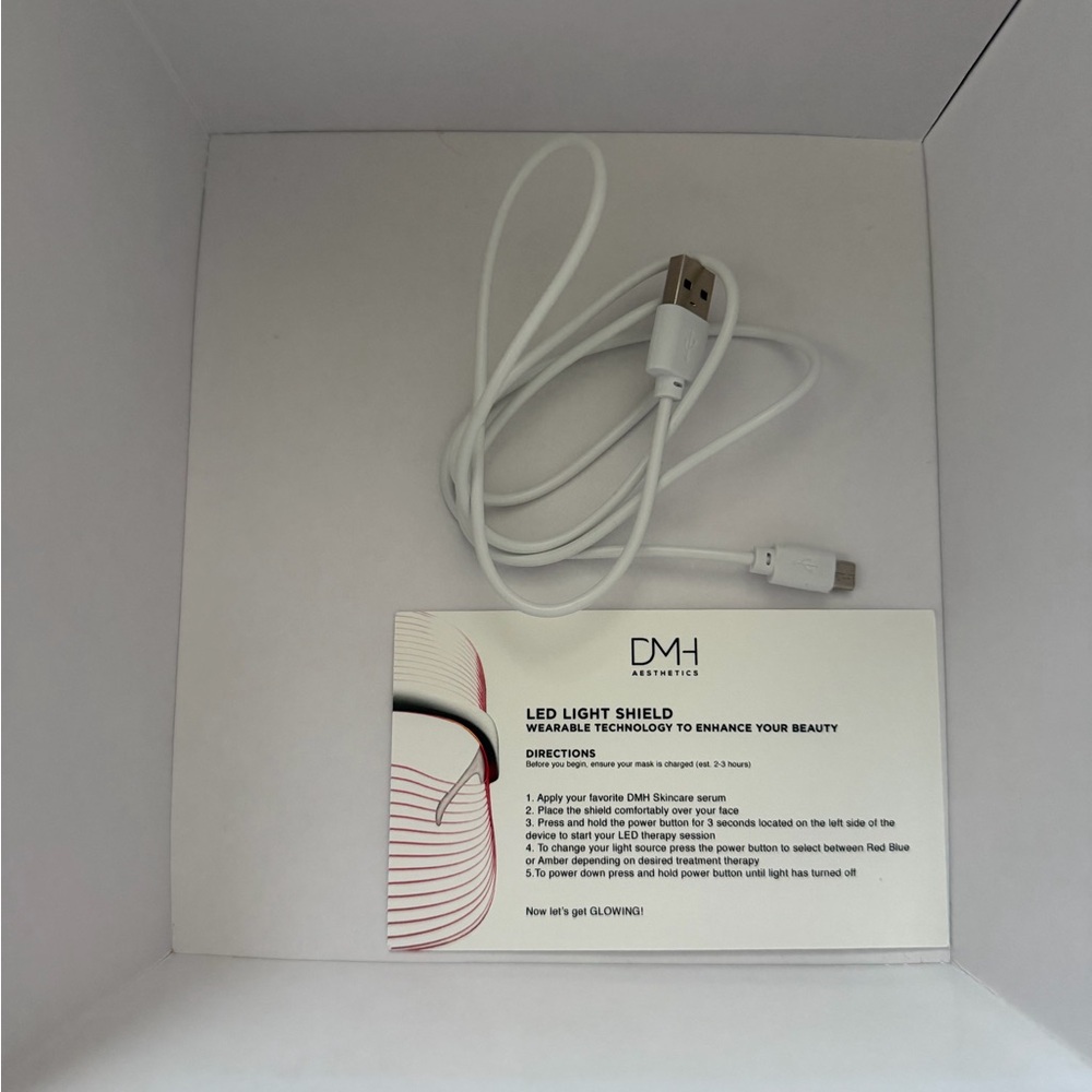 DMH Aesthetics LED Light Shield - Picture 2 of 9